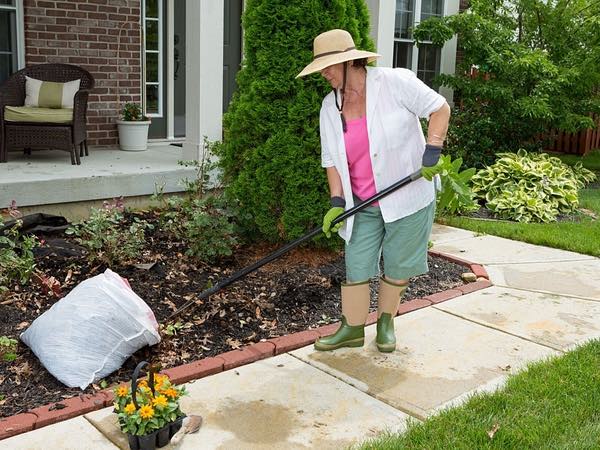 raking mulch flowerbed supplies dry ridge ky raking mulch flowerbed supplies dry ridge ky